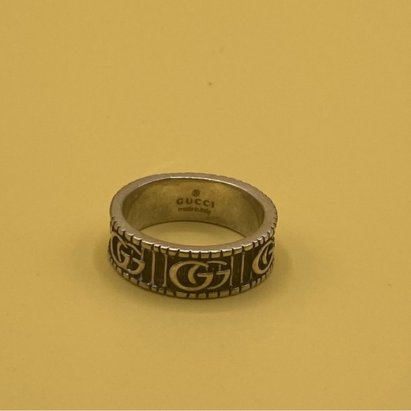 GUCCI RING WITH DOUBLE G IN SILVER - Picture 1 of 4
